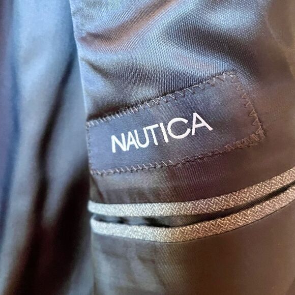 BLUE BLAZER NAUTICA SILK BLEND 3 BUTTON BLAZER SIZE 37S EUC - Picture 4 of 5
